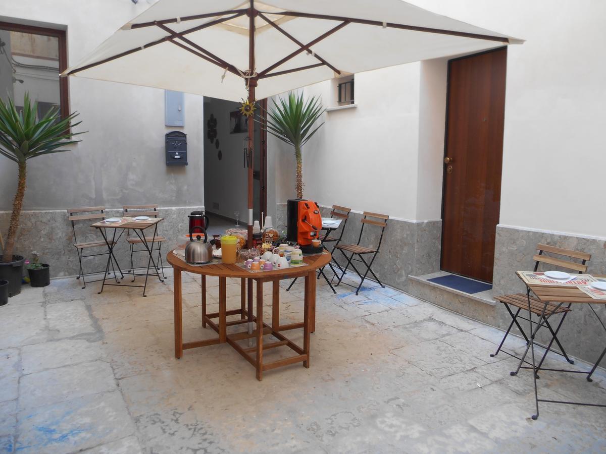 La Corte Dei Naviganti Apartment Trapani Ngoại thất bức ảnh
